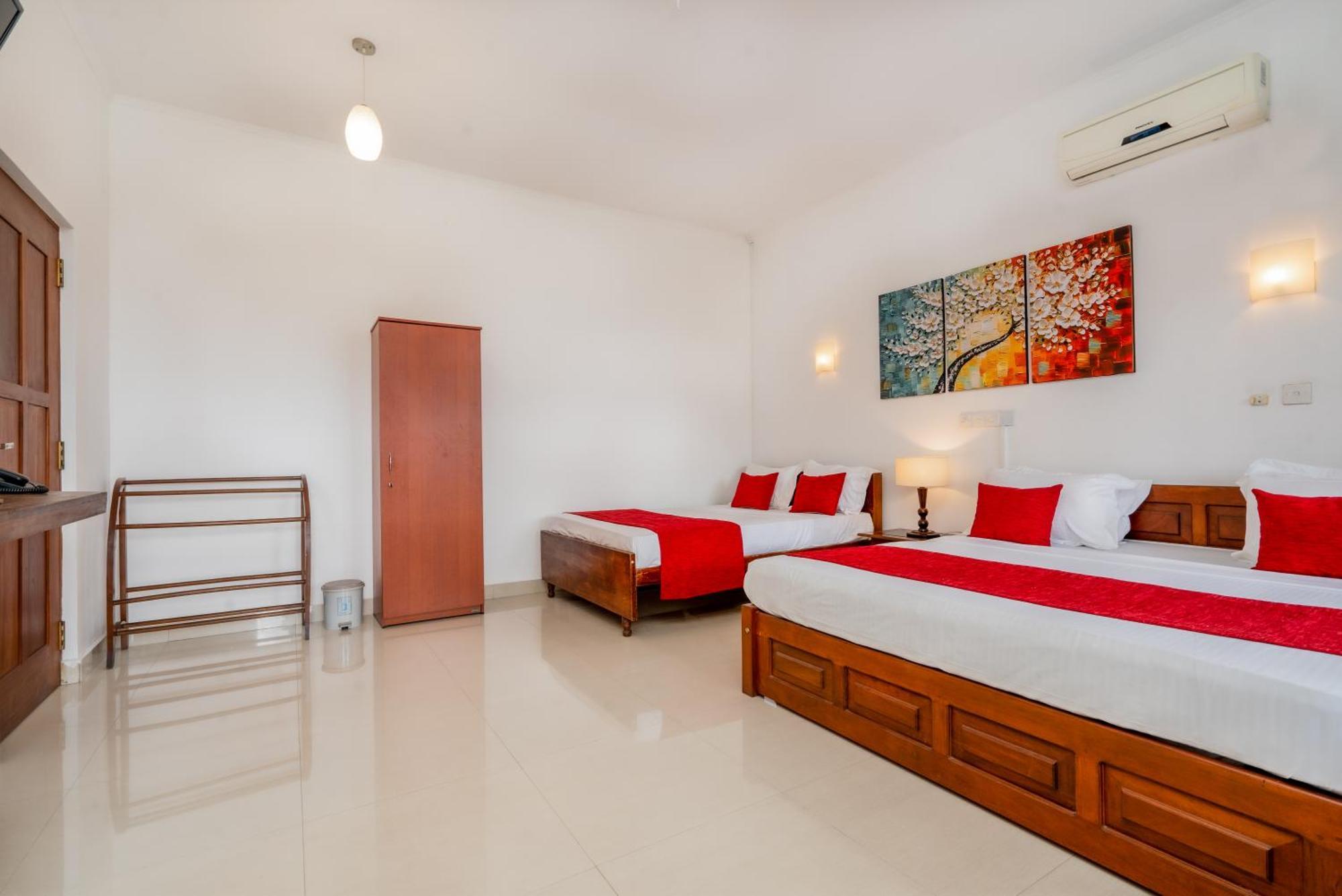 Kandy City Oasis Hotel Exterior photo